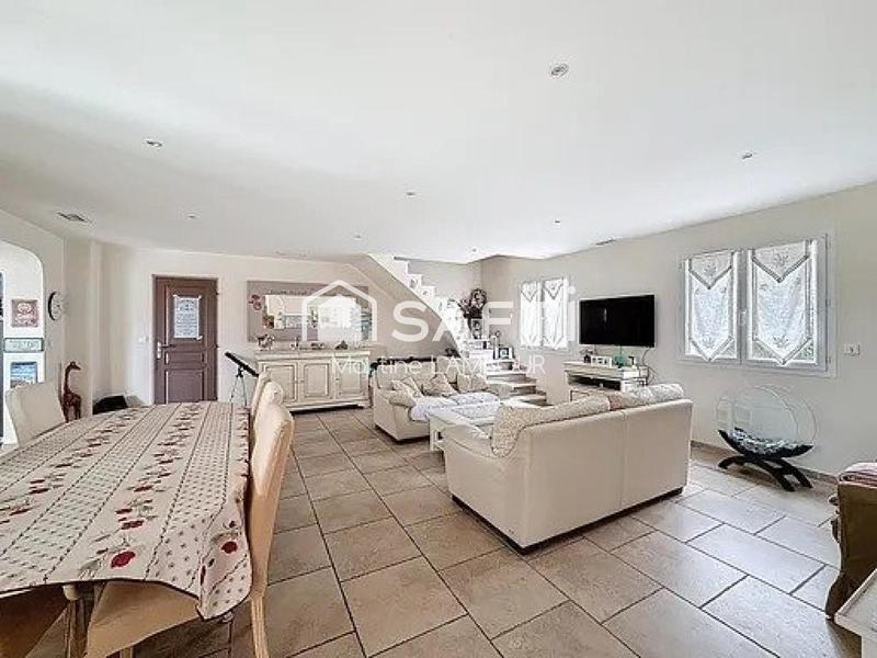 Maison - 174 m² - 7 pièces