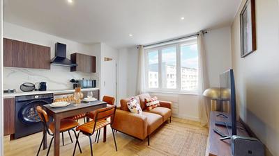 Appartement - 61 m² - 5 pièces