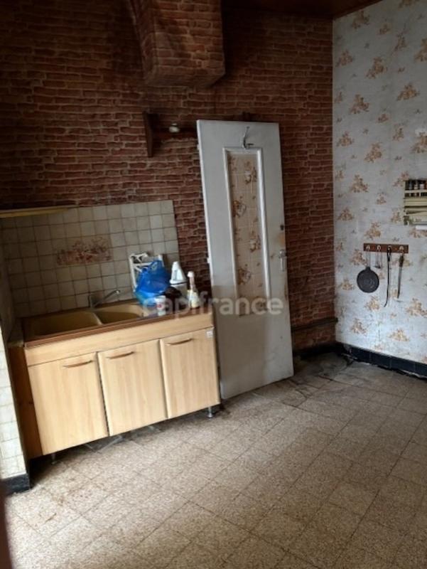 Maison - 99 m² - 5 pièces