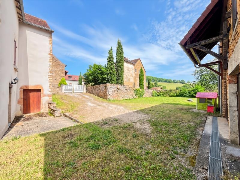 Maison en pierre - 175 m² - 7 pièces