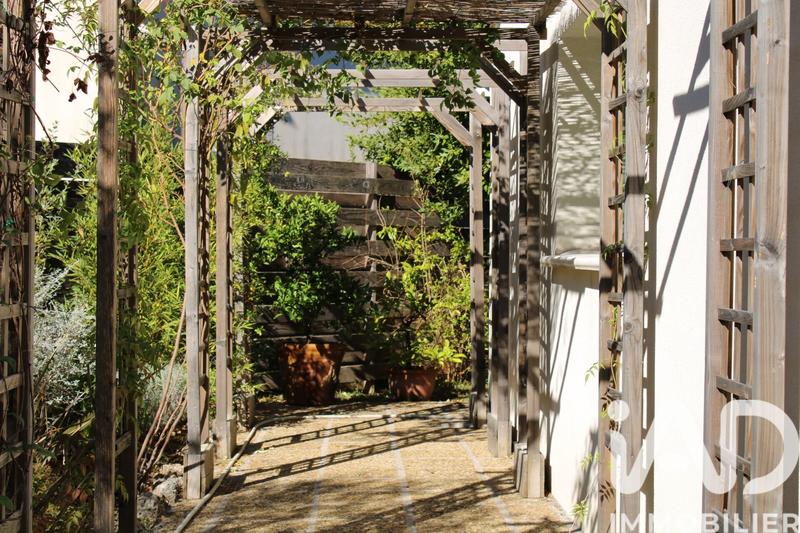 Maison - 185 m² - 5 pièces