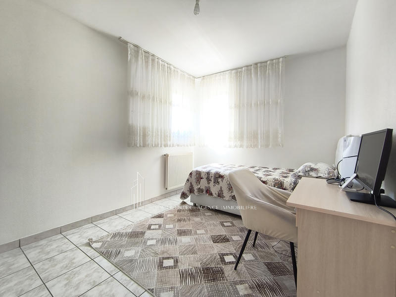 Villa - 140 m² - 5 pièces