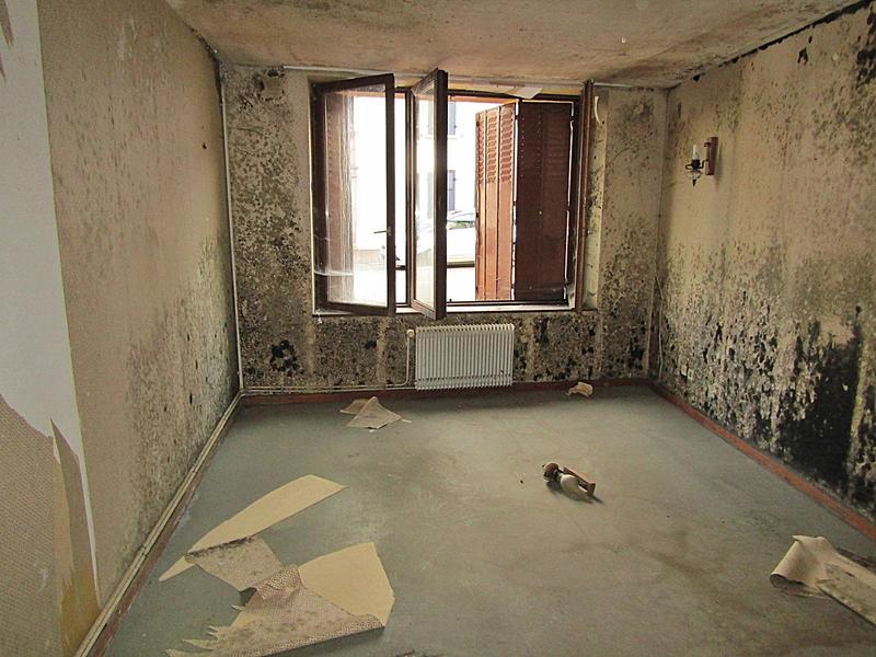 Immeuble - 210 m² - 9 pièces