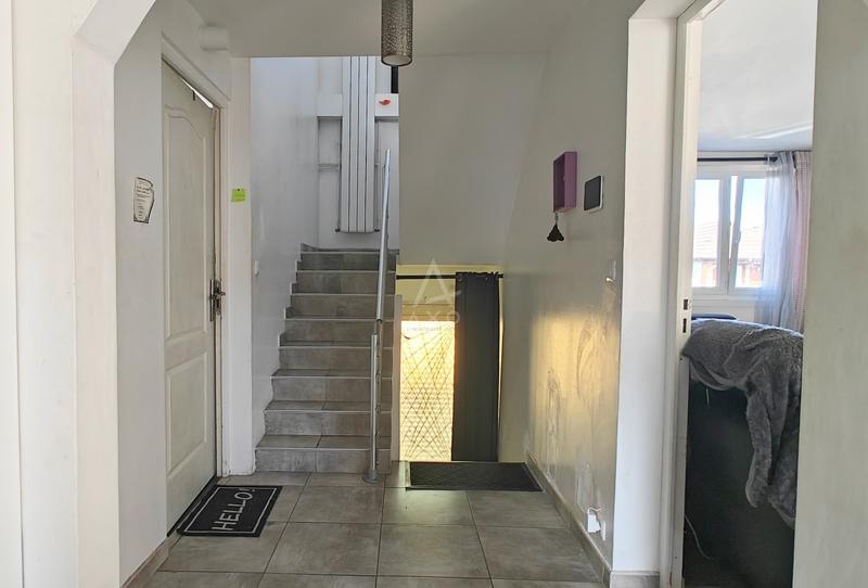 Maison - 192 m² - 5 pièces