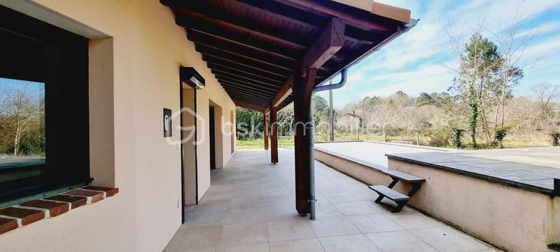 Maison - 162 m² - 5 pièces