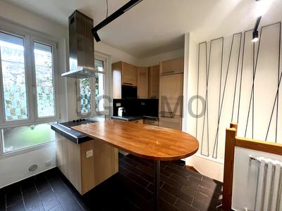 Appartement - 82 m² - 4 pièces