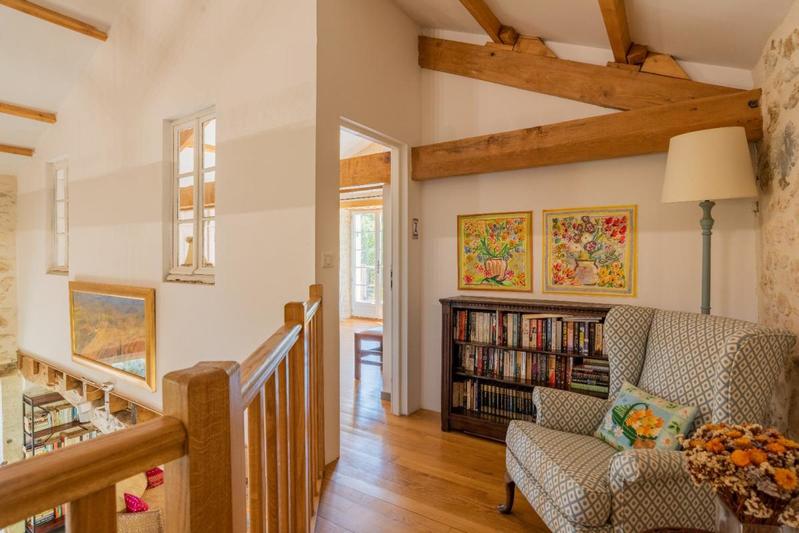 Maison - 266 m² - 7 pièces