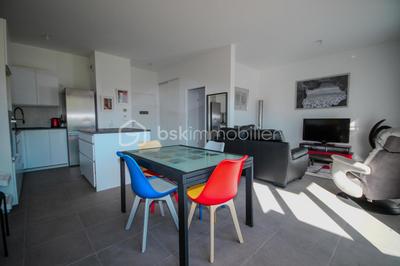 Appartement - 61 m² - 2 pièces