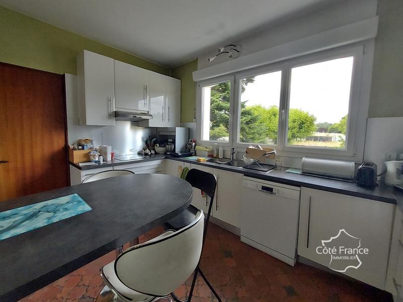 Maison - 200 m² - 7 pièces