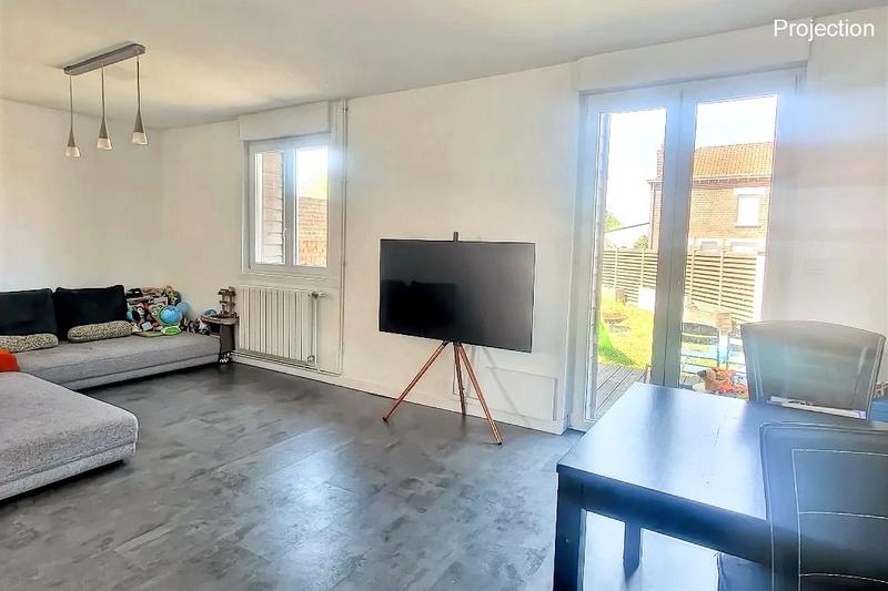 Maison - 91 m² - 4 pièces
