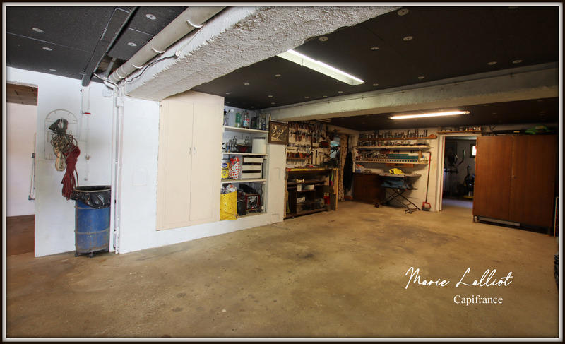 Maison - 194 m² - 7 pièces