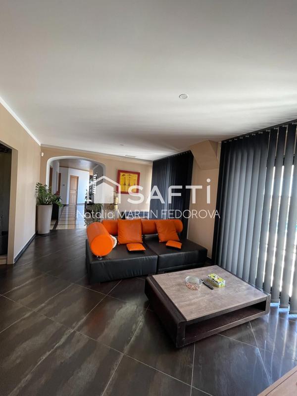 Maison - 172 m² - 6 pièces