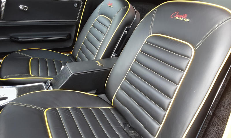 Chevrolet Corvette C2 Stingray 327ci V8