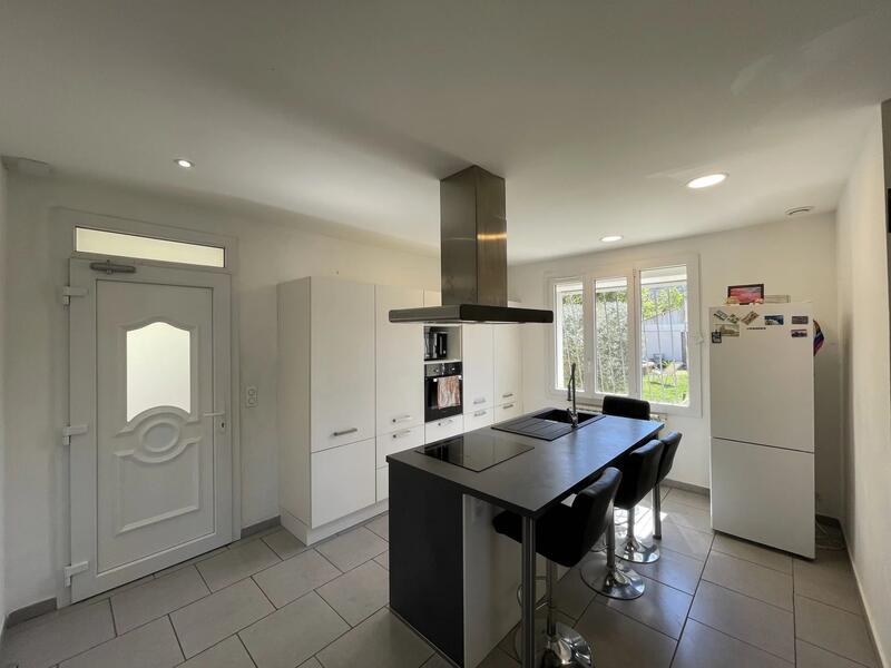 Maison - 95 m² - 4 pièces