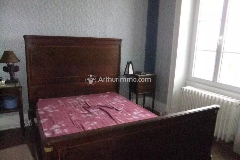 Maison - 190 m² - 9 pièces