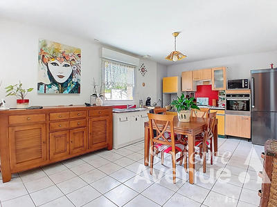 Maison - 111 m² - 4 pièces