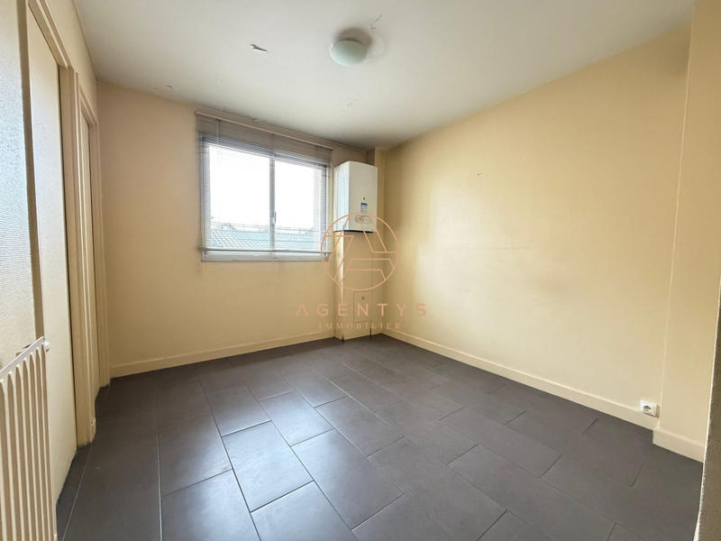 Appartement - 82 m² - 5 pièces