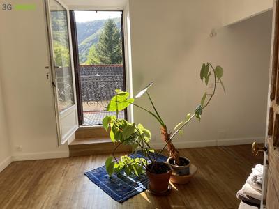 Villa - 172 m² - 9 pièces