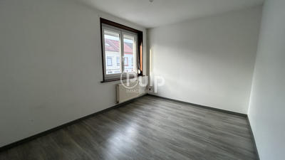 Maison - 75 m² - 5 pièces