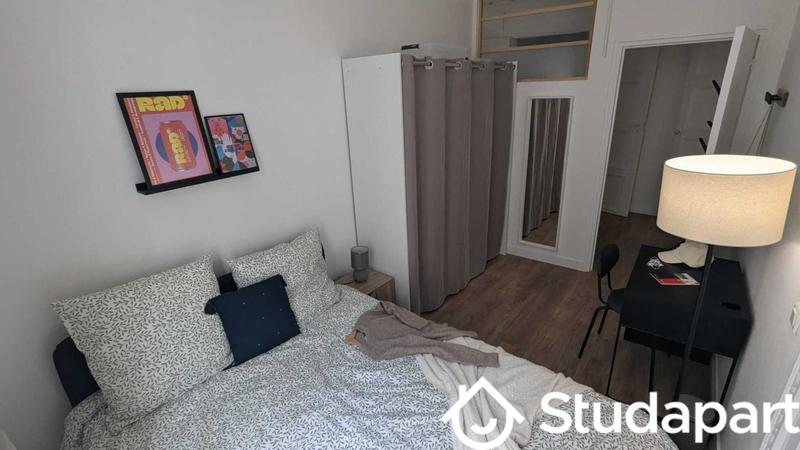Chambre - 10 m² - 1 pièce