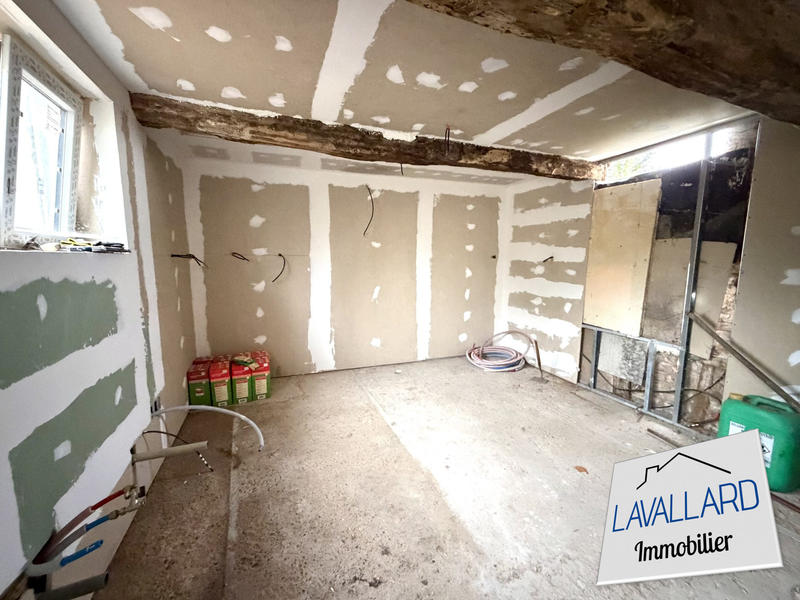 Maison - 92 m² - 4 pièces