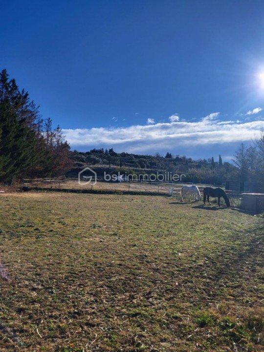 Maison - 90 m² - 3 pièces