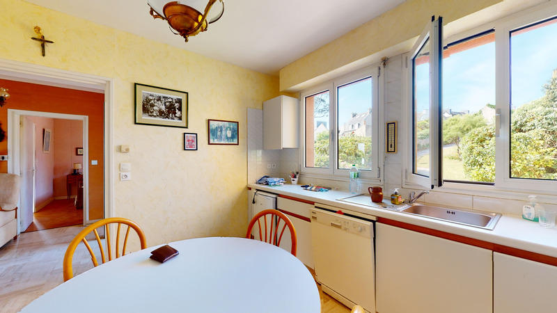 Maison - 142 m² - 6 pièces