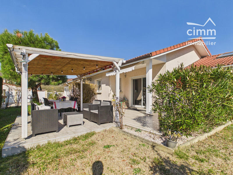 Maison - 115 m² - 4 pièces