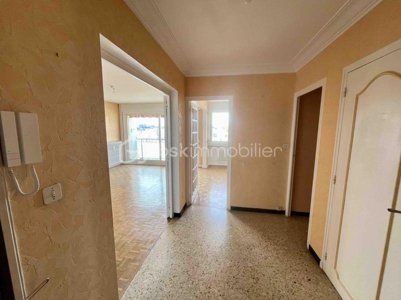 Appartement - 76 m² - 4 pièces