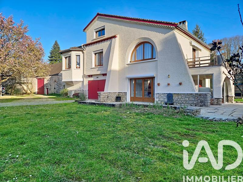 Maison - 165 m² - 5 pièces
