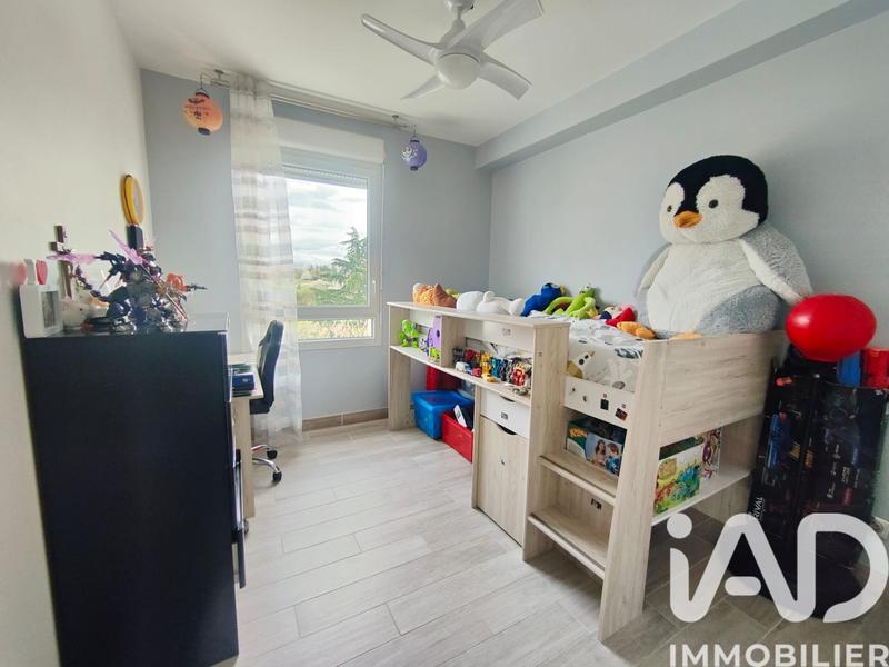 Appartement - 81 m² - 4 pièces