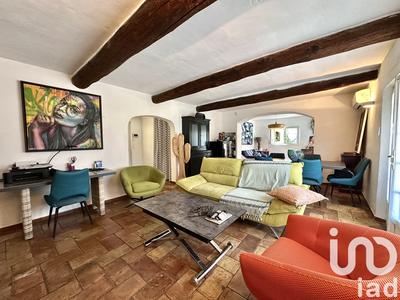 Maison - 99 m² - 3 pièces