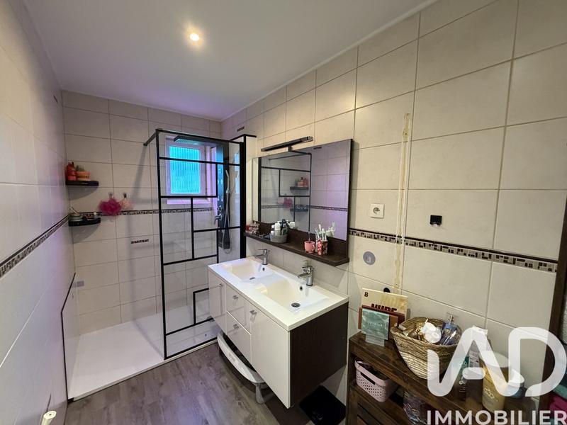 Maison - 98 m² - 5 pièces