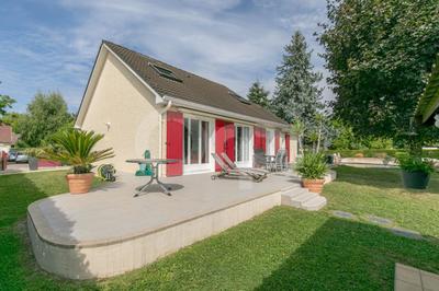 Maison - 152 m² - 7 pièces