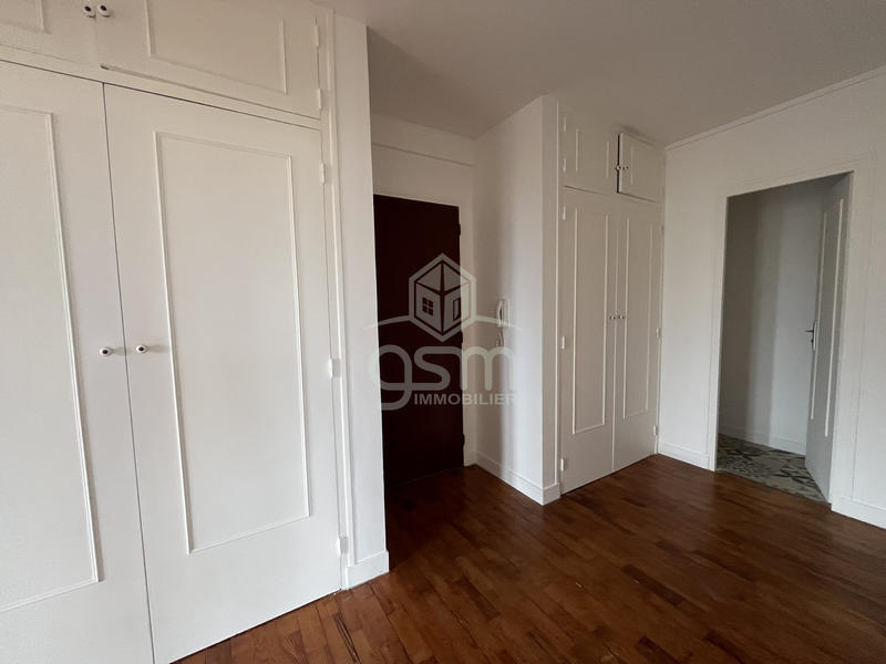 Appartement - 81 m² - 4 pièces