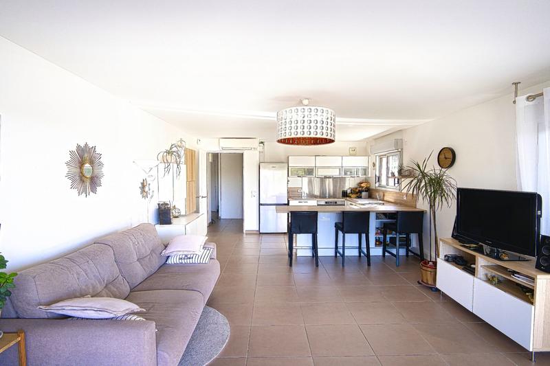 Appartement - 70 m² - 3 pièces