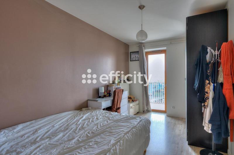 Appartement - 70 m² - 4 pièces