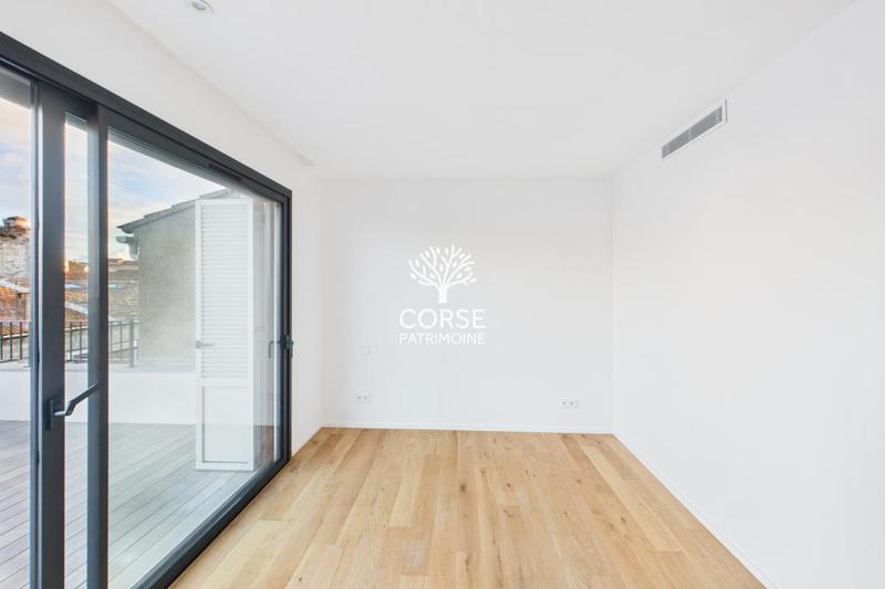 Duplex - 110 m² - 4 pièces