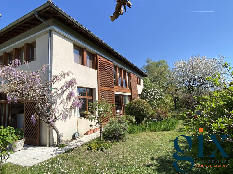 Maison - 170 m² - 7 pièces