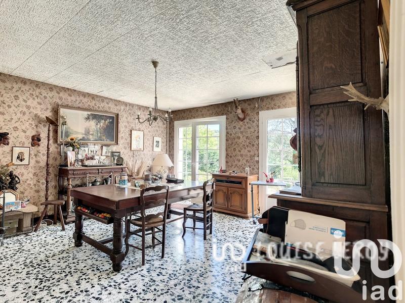 Maison - 200 m² - 8 pièces