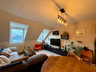 Appartement - 84 m² - 3 pièces