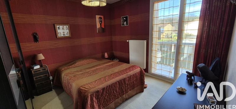 Maison - 97 m² - 5 pièces