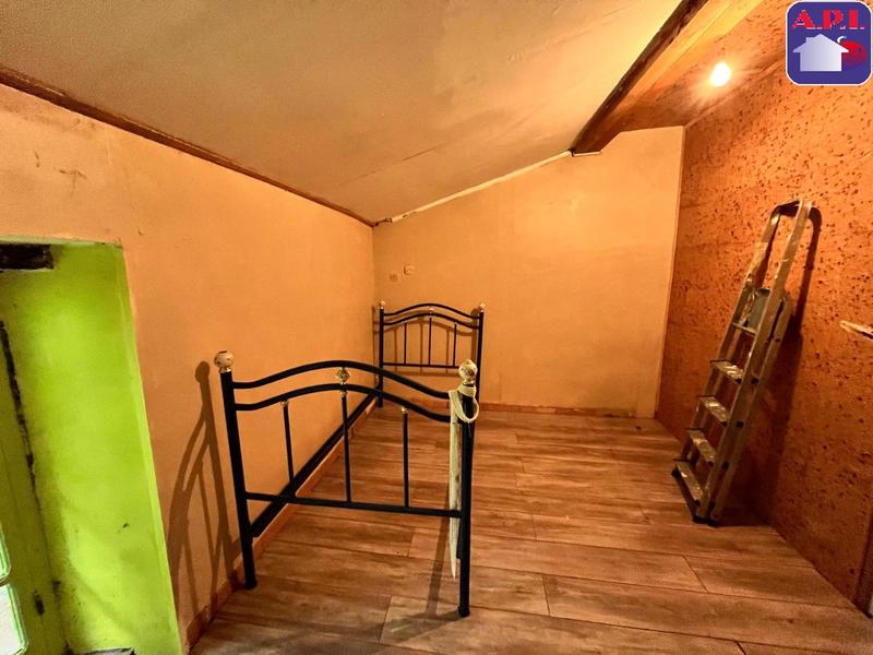 Maison - 202 m² - 6 pièces