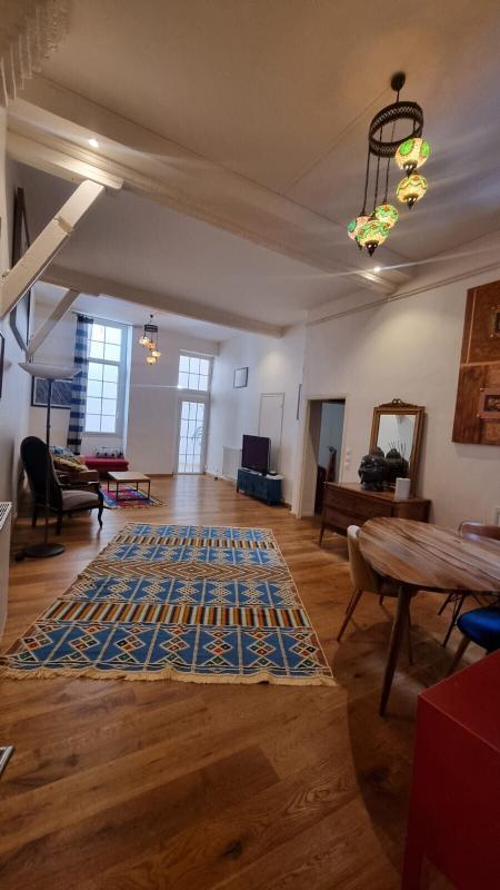 Appartement - 64 m² - 2 pièces