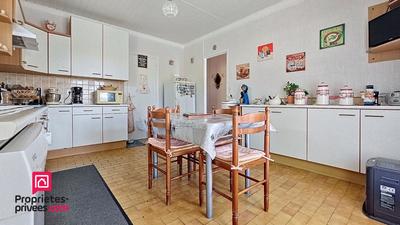 Maison - 190 m² - 6 pièces