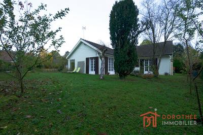 Maison - 176 m² - 7 pièces