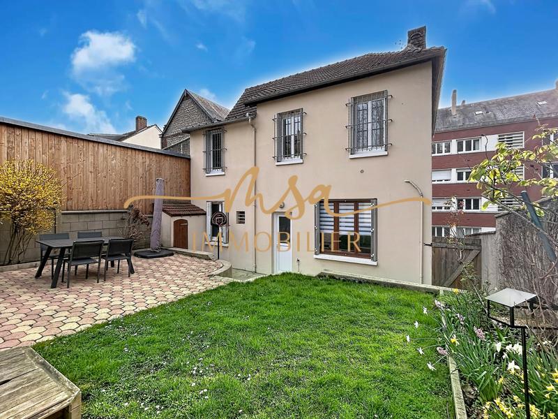 Maison - 118 m² - 6 pièces