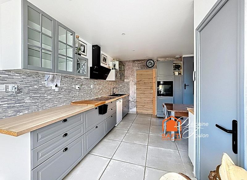 Maison - 145 m² - 5 pièces