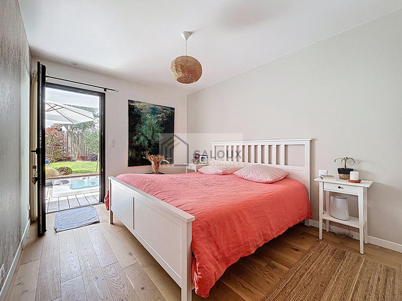 Maison - 184 m² - 7 pièces