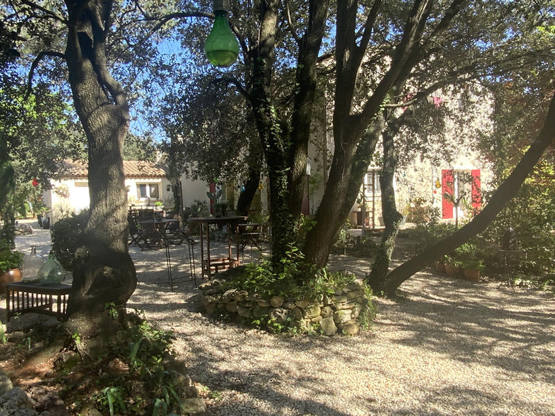 Maison - 275 m² - 10 pièces